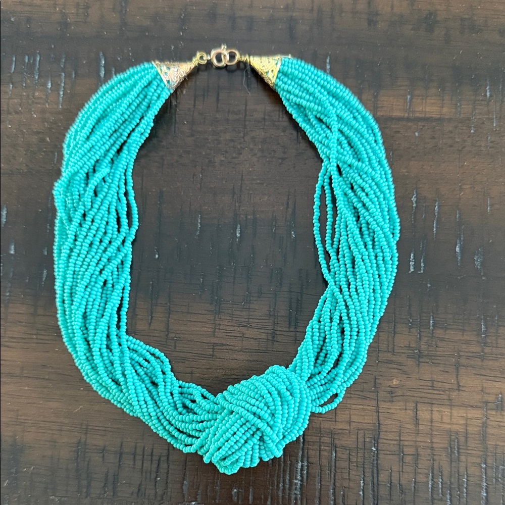 Elegant Turquoise Beaded Necklace